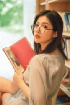 流年似水如梦顾清欢付云城