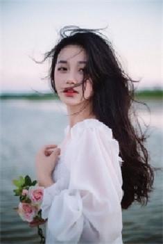 女主叫慕倾沉